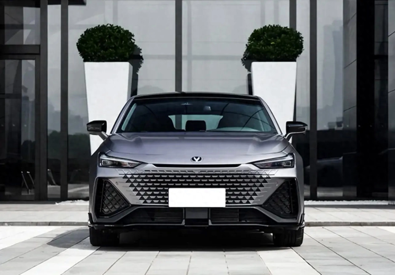 20万以内买一台轿跑，推荐这三款车，还有2.0T9AT