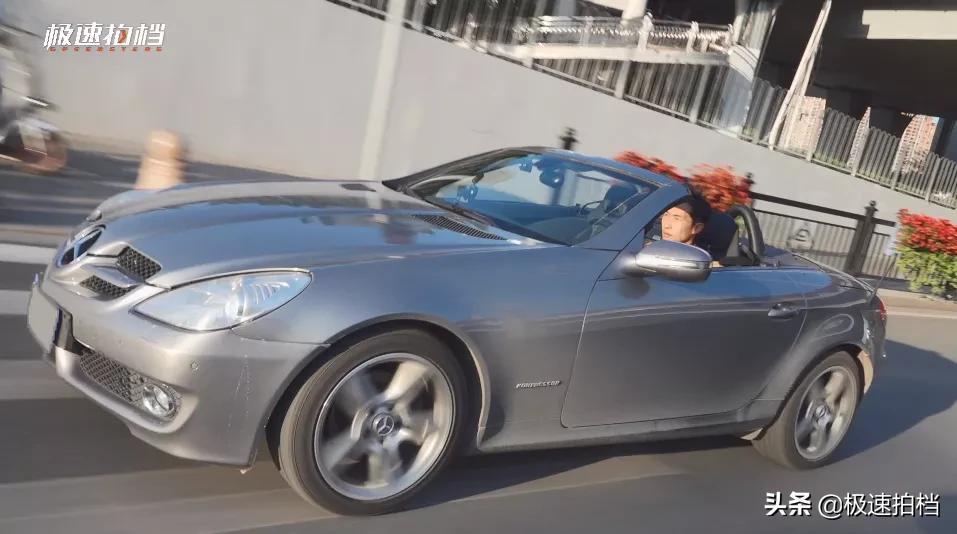 我买了台奔驰敞篷跑车，比二手马自达便宜