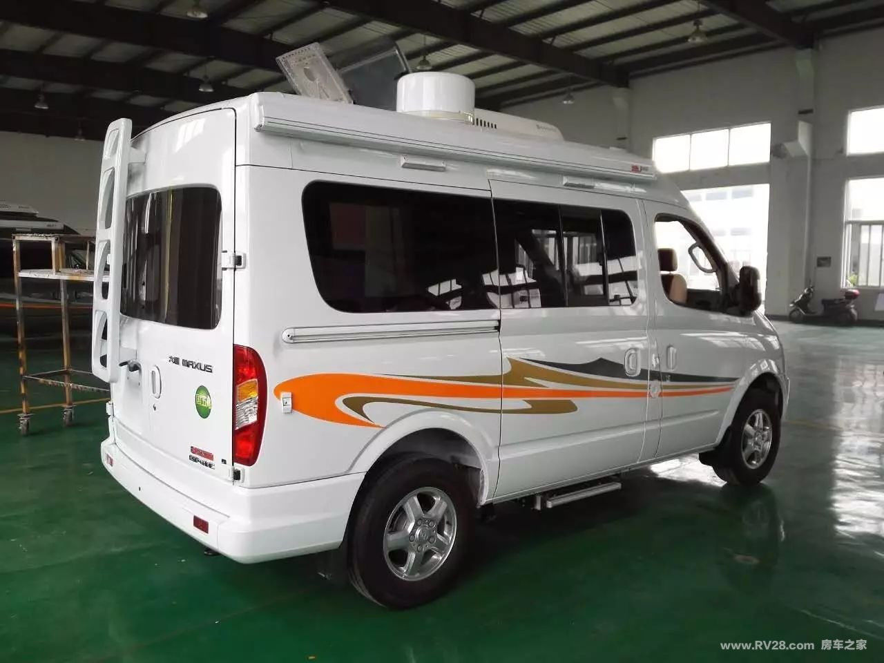 二手房车价格大全，2万元油电两用房车