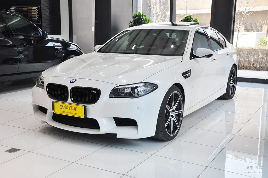 m5汽车报价（宝马m5汽车报价）