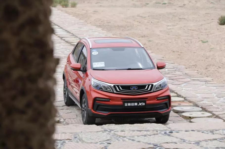 吉利suv（吉利suv车型大全报价）