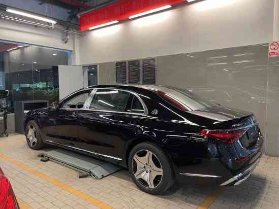 s480迈巴赫价格，迈巴赫S480双拼色落地价
